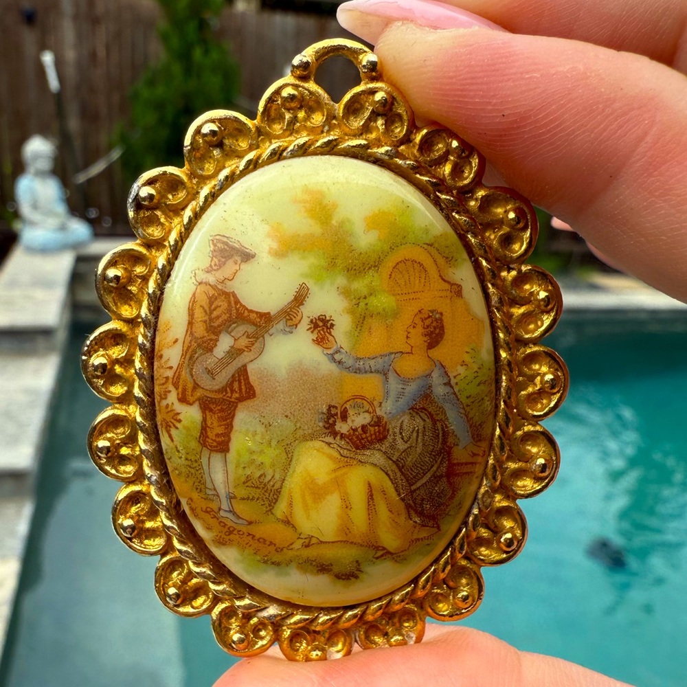 Vintage Porcelain Courting Couple Cameo Pendant Gold Tone Frame